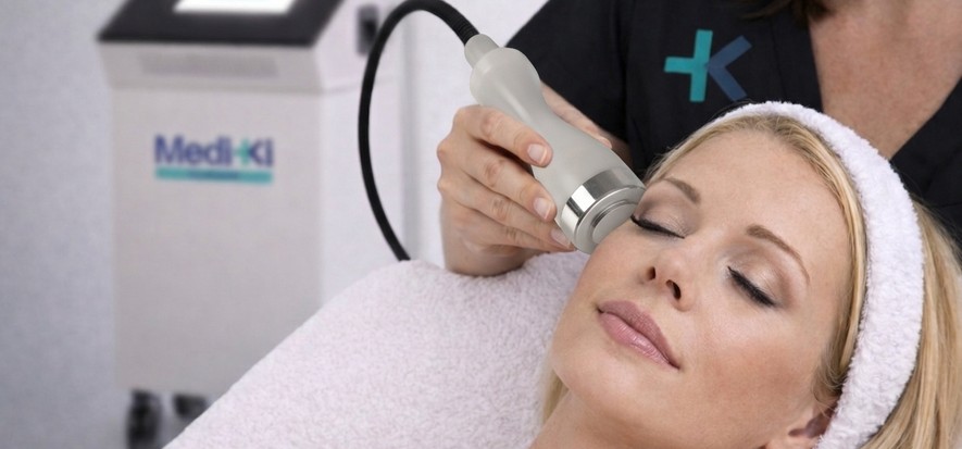Trattamento estetico professionale — evento Mediki in Calabria
